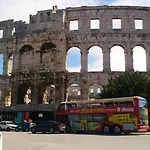 Noa Pula