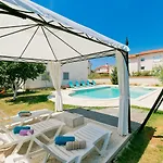 Noa Сasa de vacaciones