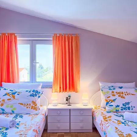 Noa Apartment *