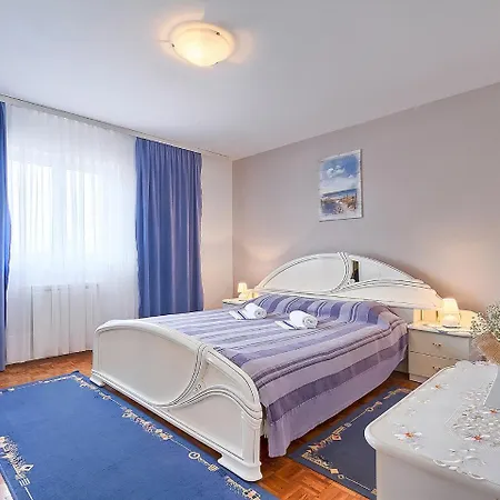 Noa Apartment